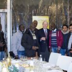 Festa di Natale 2017 Magazzino Allied International, foto IMG_30: gruppo di persone sorridenti.