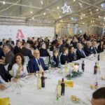 Festa di Natale 2017 Allied International: sala ricevimenti con ospiti. IMG_40